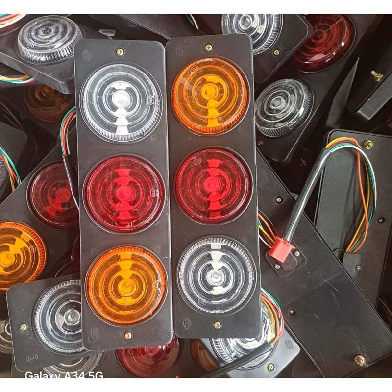 Stop / tail light